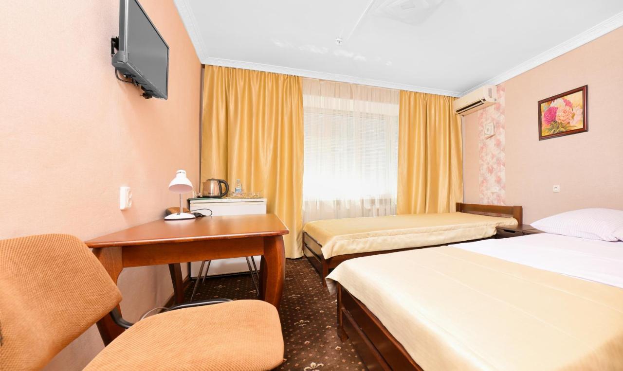 ניקולייב Green City Hotel מראה חיצוני תמונה